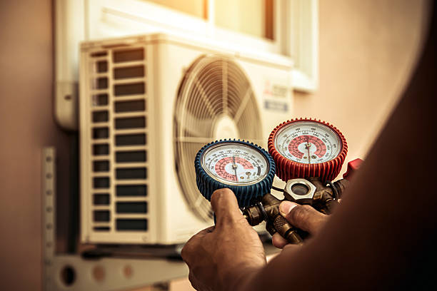 Professional Heat Pump Repair technician working in Fall City, WA